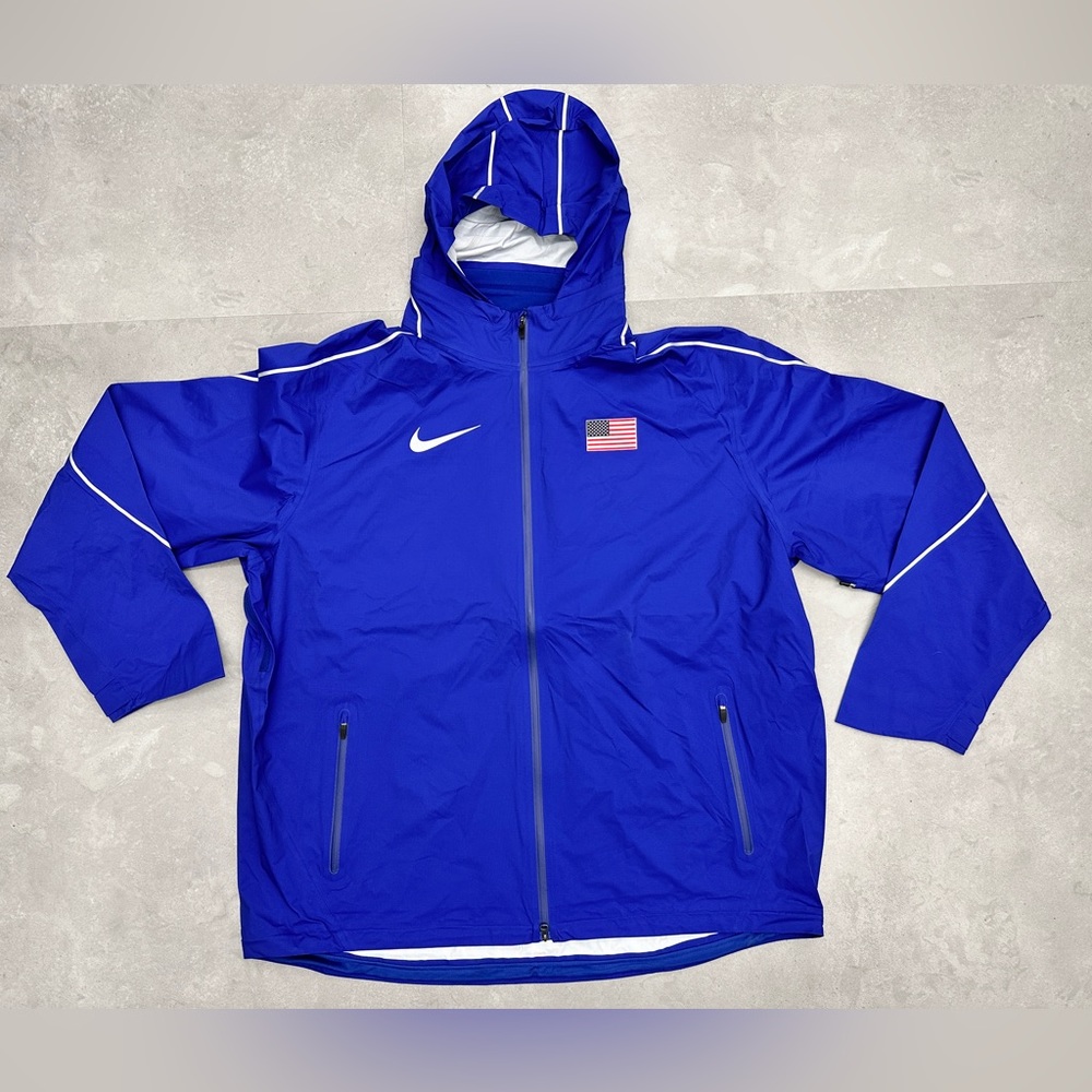 Nike Team USA Olympics lightweight rain jacket